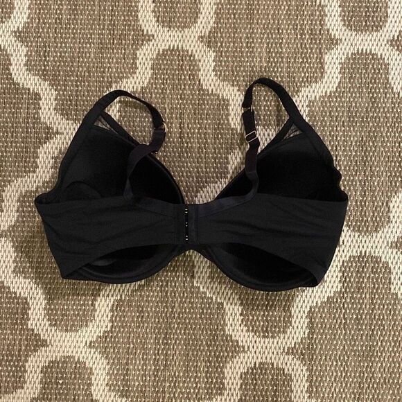 Third love, 24/7 classic contour, plunge bra, size 38F - Picture 2 of 5